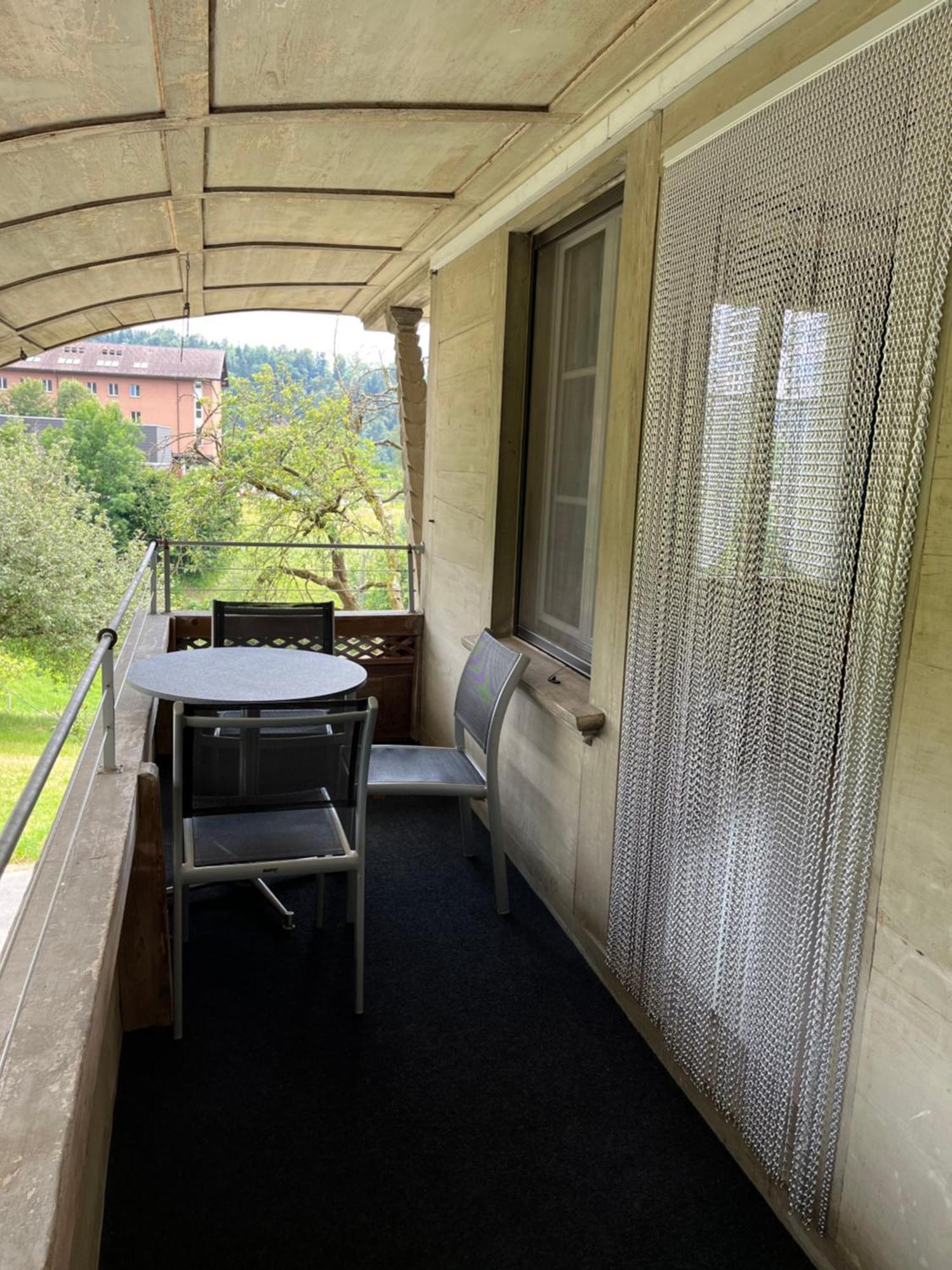 Ferienwohnung Auf Bauernhof Mit Hotpot Und Sauna Sumiswald ภายนอก รูปภาพ